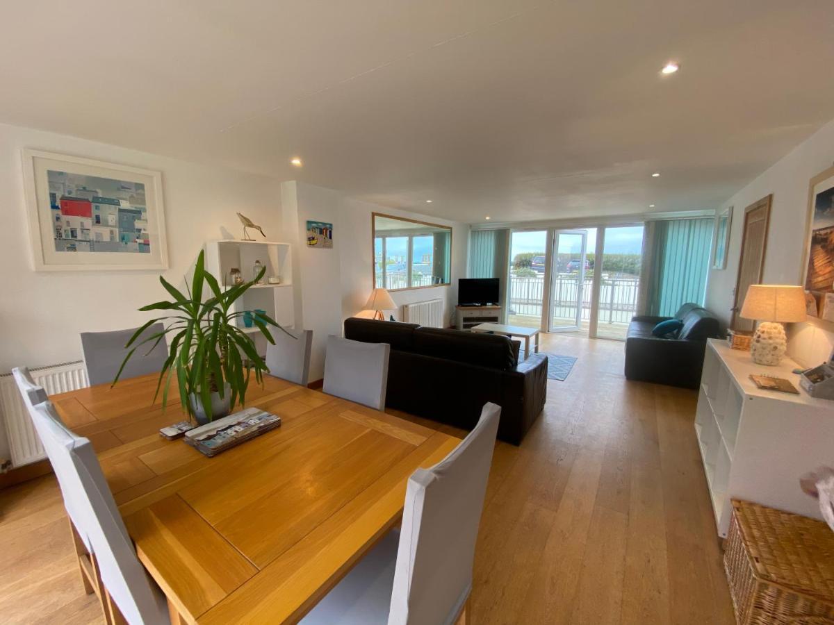 Ohana House - Unbeatable Location - Uk'S Best Beaches New Quay Eksteriør billede