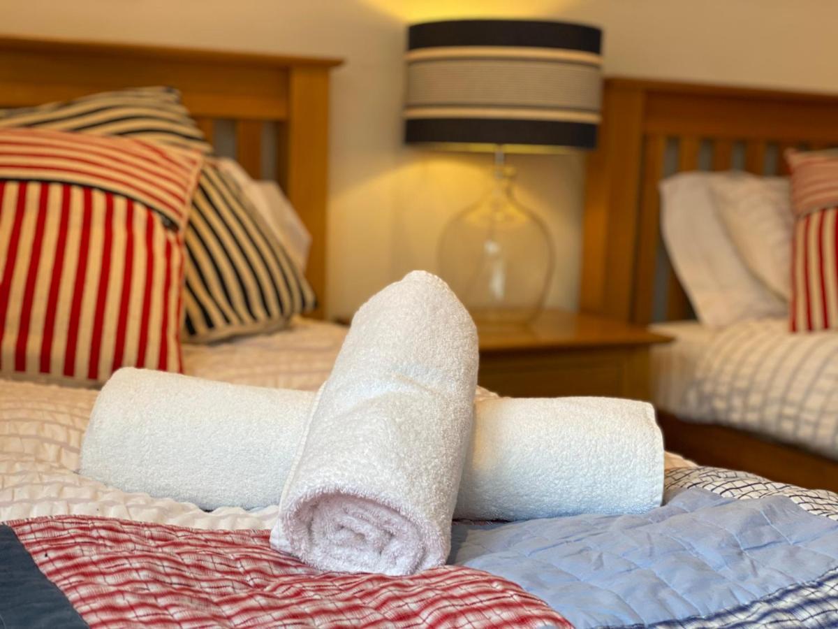 Ohana House - Unbeatable Location - Uk'S Best Beaches New Quay Eksteriør billede